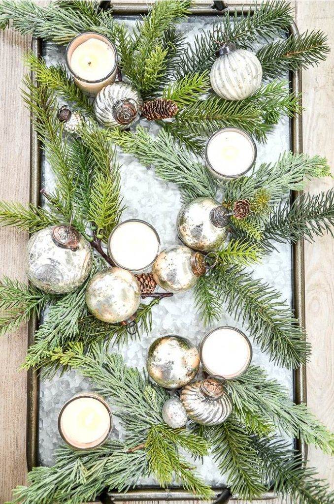 TRAY OF CHRISTMAS GREENS, VOTIVE CANDLES AND ORNAMENTS