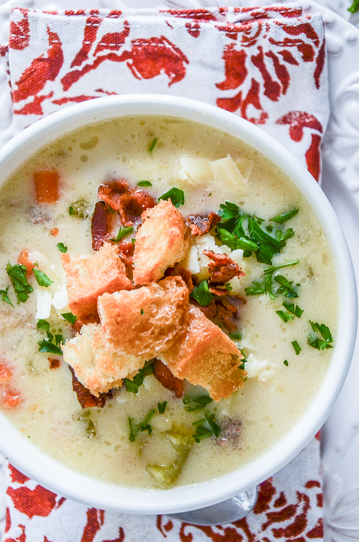 HEARTY CHEESEBURGER SOUP