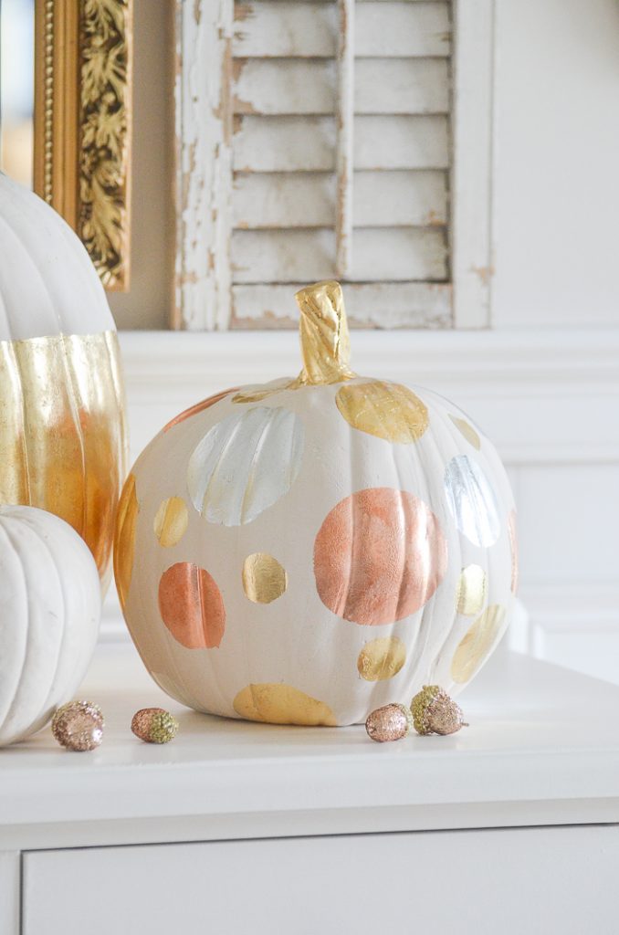 GILDED WHITE PUMPKINS