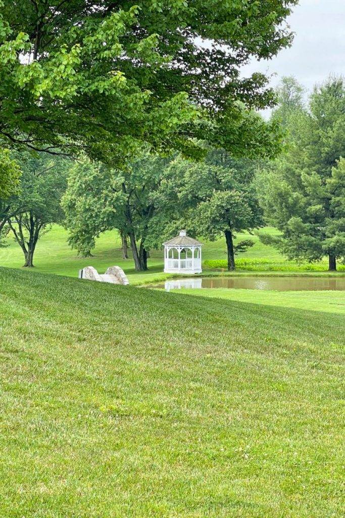 GAZEBO ON A GOLF COURSE