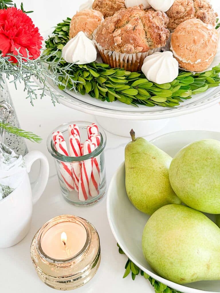 CHRISTMAS COFFEE BAR-boxwood wreaths under the food