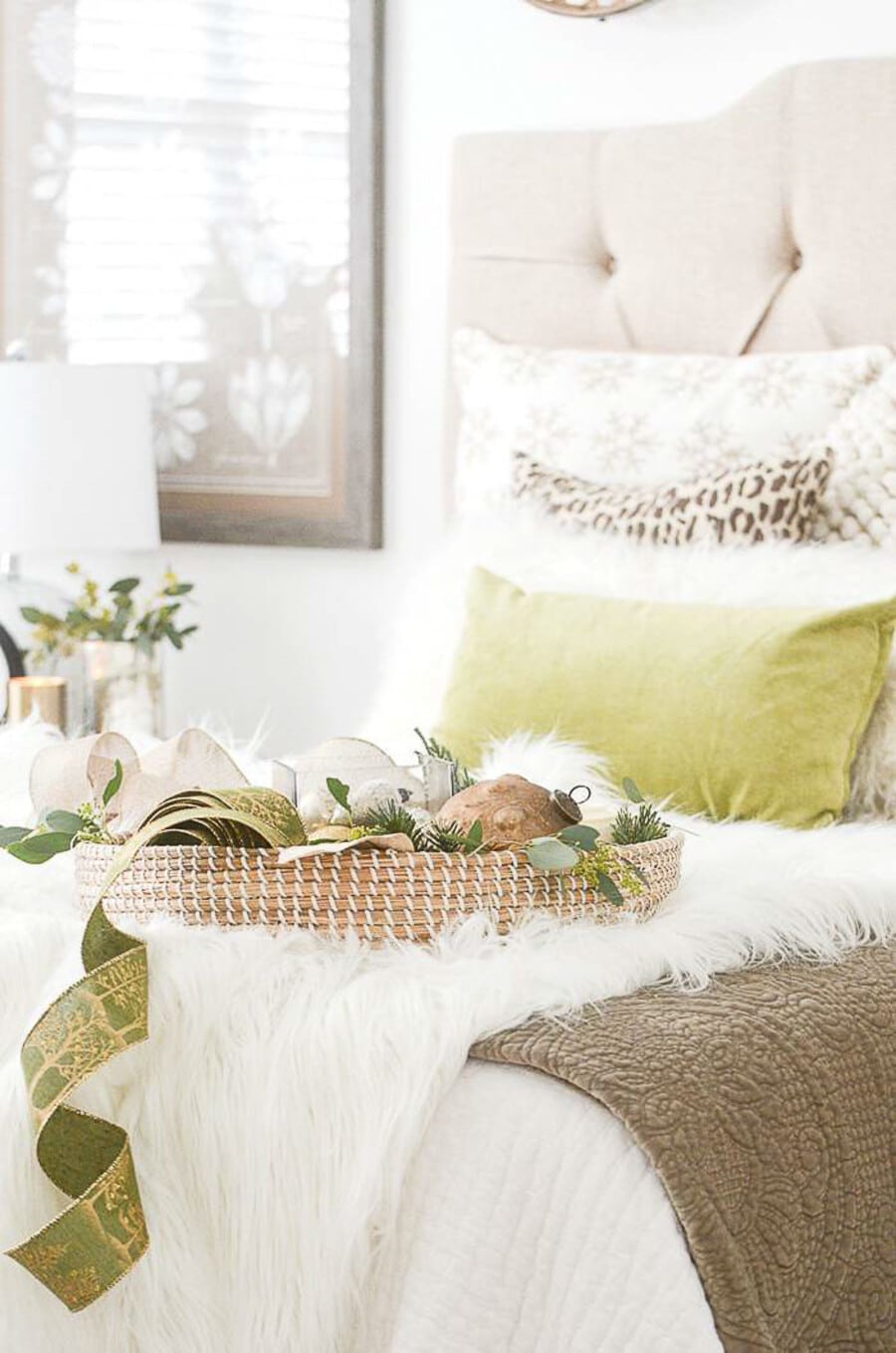 Christmas Bedroom Ideas + Festive Mod Podge Pots+ Christmas centerpieces + Cheer Around The House