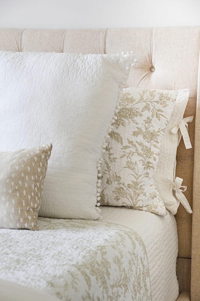 spring home tour-spring pillows